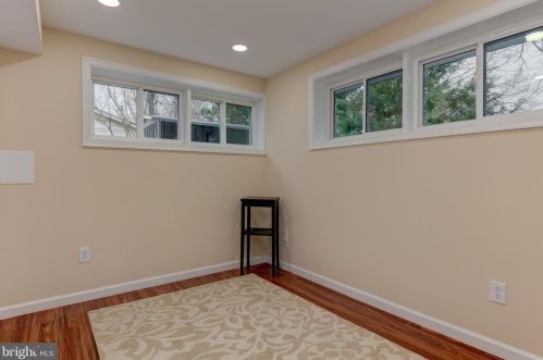 4513 Apple Tree Dr, Alexandria VA  22310-2901 exterior