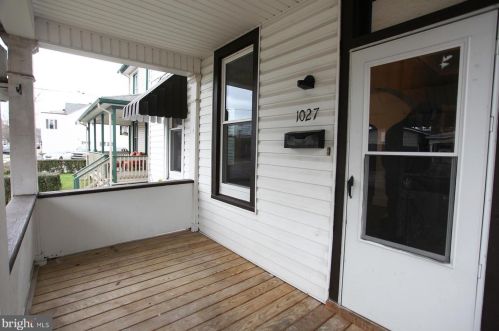 1027 Mifflin St, Huntingdon PA 16652-1435 exterior