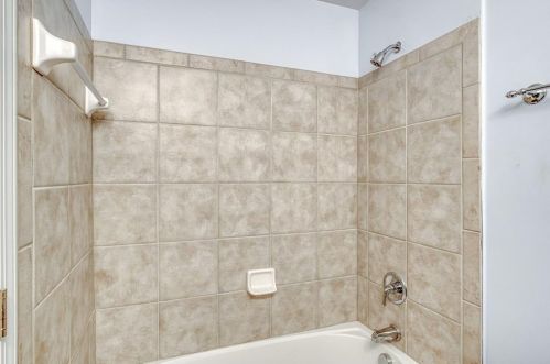 706 Cosmopolitan Dr, Atlanta GA 30324-3615 exterior