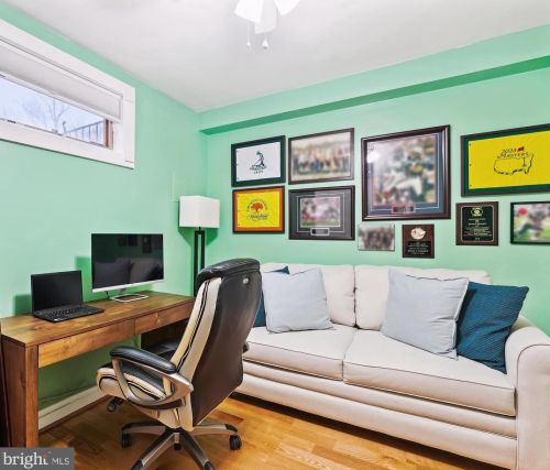 1715 Belle Haven Rd, Alexandria VA  22307-1223 exterior