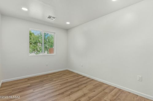 1023 9th St, Tucson AZ  85719-5436 exterior