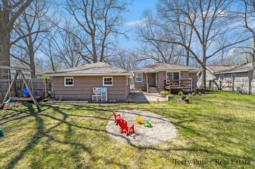 1920 Austin St, Meskegon MI  49442-5904 exterior