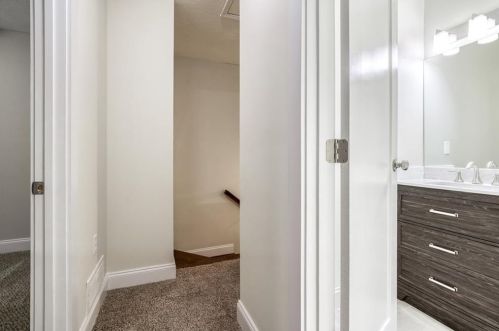 7058 Oakhill Cir, Austell GA 30168-6856 exterior