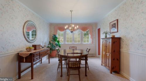 1165 Wood Ln, Warminster PA 18974-2645 exterior