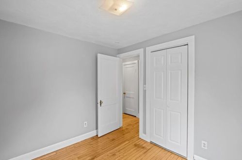 453 Woonasquatucket Ave, Providence RI 02911-3134 exterior