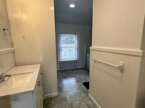 52 Clinton St, Poughkeepsie NY  12601-2522 exterior