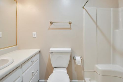 1711 Walker St, Gainesville GA 30504-5922 exterior