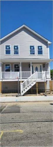 99 Colfax St, Providence, RI 02905-1726
