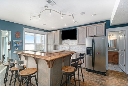 1234 Eagle Lk Dr, Kalamazoo MI 49009-8429 exterior