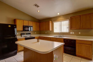 3427 Paradise Ln, Phoenix, AZ 85032-3146