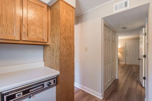 217 Braxton Pl, Tucker GA 30084-1872 exterior