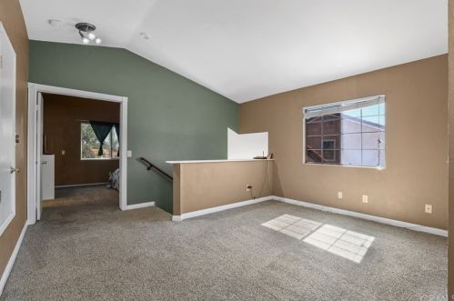 39714 Rustic Glen Dr, Temecula CA 92591-4525 exterior