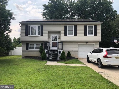 308 Blackfoot Trl, Browns Mills, NJ 08015-6214