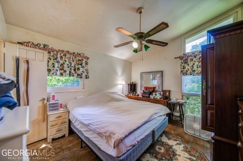 265 Brk Dr, Atlanta GA 30328-2109 exterior