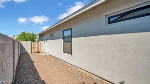 8723 9th Ave, Phoenix AZ  85021-4451 exterior