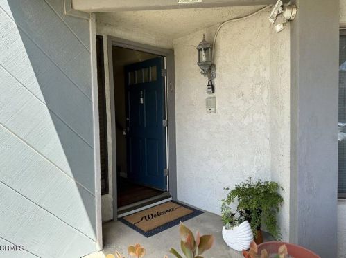 3604 Sunset Ln, Oxnard CA 93035-4130 exterior