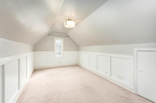 2303 Glendale Blvd, Kalamazoo MI  49004-1759 exterior