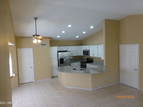 4302 Beck Ln, Phoenix AZ  85032-4129 exterior