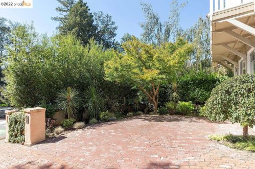 135 Tunl Rd, Berkeley CA 94705-2841 exterior