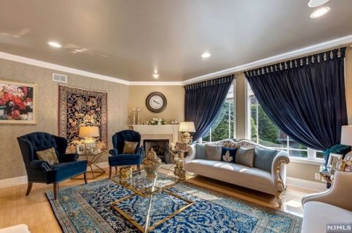 106 Hudson Cv, Edgewater NJ  07020-1483 exterior