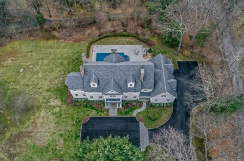 105 Drum Hill Rd, Wilton, CT 06897-2412