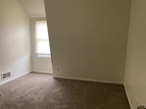 9020 95th St, Milwaukee WI  53224-6840 exterior