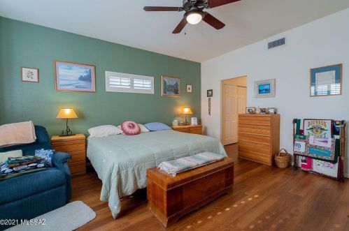 917 Placita Hermosura, Green Valley AZ 85614-4769 exterior