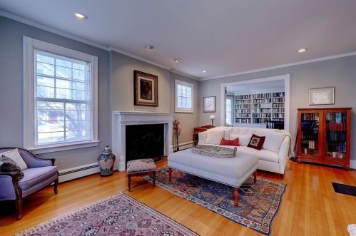 37 Barnes St, Providence RI  02906-1501 exterior