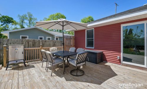 4034 Lester Dr, Grand Rapids MI 49525-1447 exterior