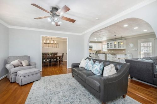 225 Abington Dr, Atlanta GA 30328-1203 exterior