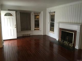 19141 Edinborough Rd, Detroit MI  48219-2726 exterior