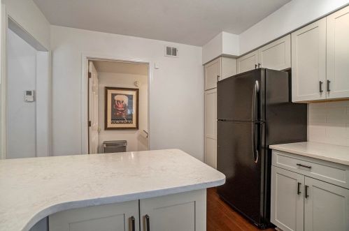 1121 Morningside Pl, Atlanta GA 30306-3061 exterior