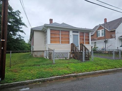 63 Fulton St, Woonsocket, RI 02895-1425