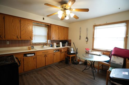 8015 Beckett Ave, Milwaukee WI  53218-4626 exterior