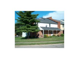 6448 Commons Dr, Indianapolis IN  46254-2703 exterior
