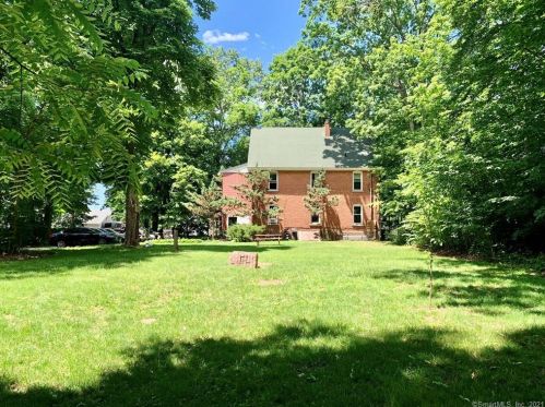 309 Spruce St, Manchester, CT 06040-6281