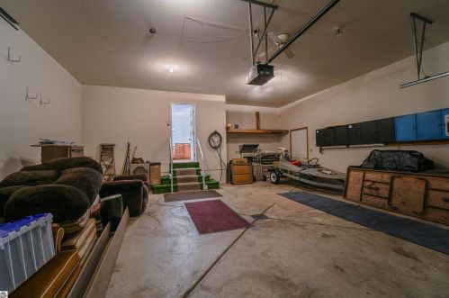 1012 Sweeney St, Mount Pleasant MI 48858-6624 exterior