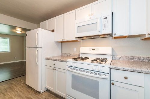 837 Walnut St, Kalamazoo MI  49001-2545 exterior