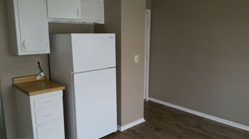 8139 Bender Ave, Milwaukee WI 53218-1052 exterior