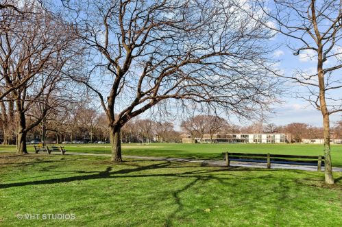 4939 Dorchester Ave, Chicago IL 60615-2949 exterior