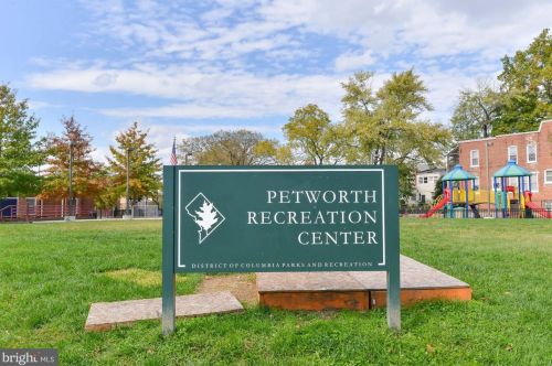 1017 Spring Rd, Washington DC  20010-1421 exterior