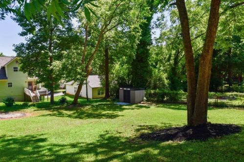 1601 Boulderwoods Dr, Atlanta GA 30316-4032 exterior