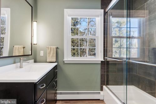 423 Old Lancaster Rd, Berwyn PA exterior