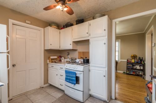 620 Baldwin Ave, Waukegan IL 60085-3108 exterior