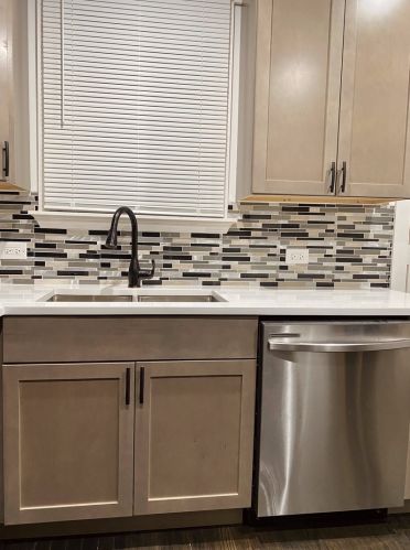 1820 9 Ave, Broadview IL 60153-3242 exterior