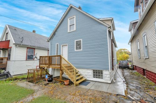 231 107th St, Chicago IL 60643-3140 exterior