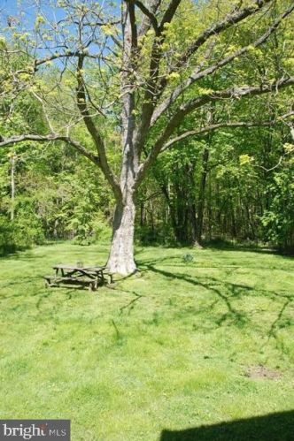 6819 Hopkins Nck Rd, Easton MD 21601-7702 exterior