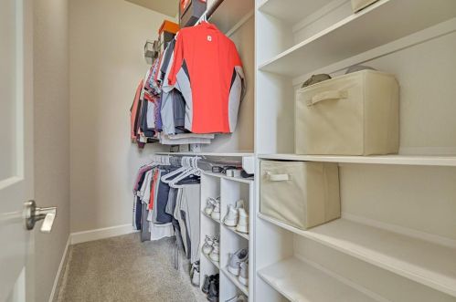 98 Lk Est Dr, Montgomery TX 77356-8066 exterior