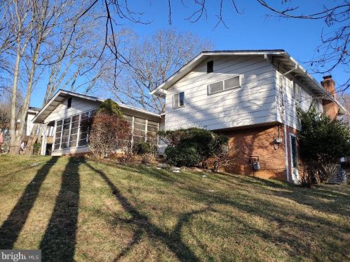 11706 Stonington Pl, Silver Spring, MD 20902-1638