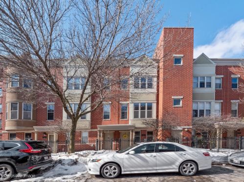 1330 Burling St, Chicago, IL 60610-5265